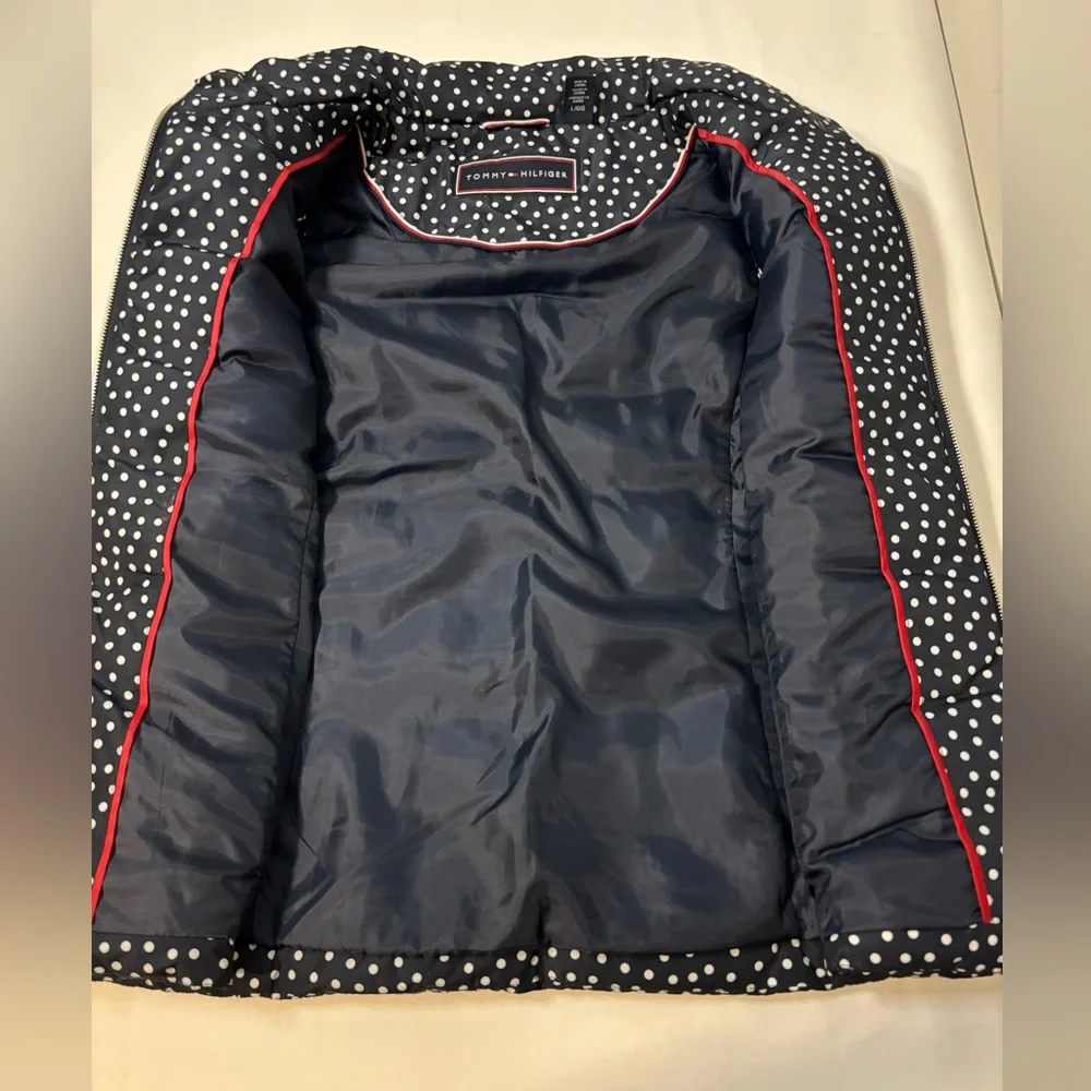 NEW WOMENS TOMMY HILFIGER NAVY BLUE AND WHITE POLKA DOT PUFFER VEST SZ L - Picture 3 of 15
